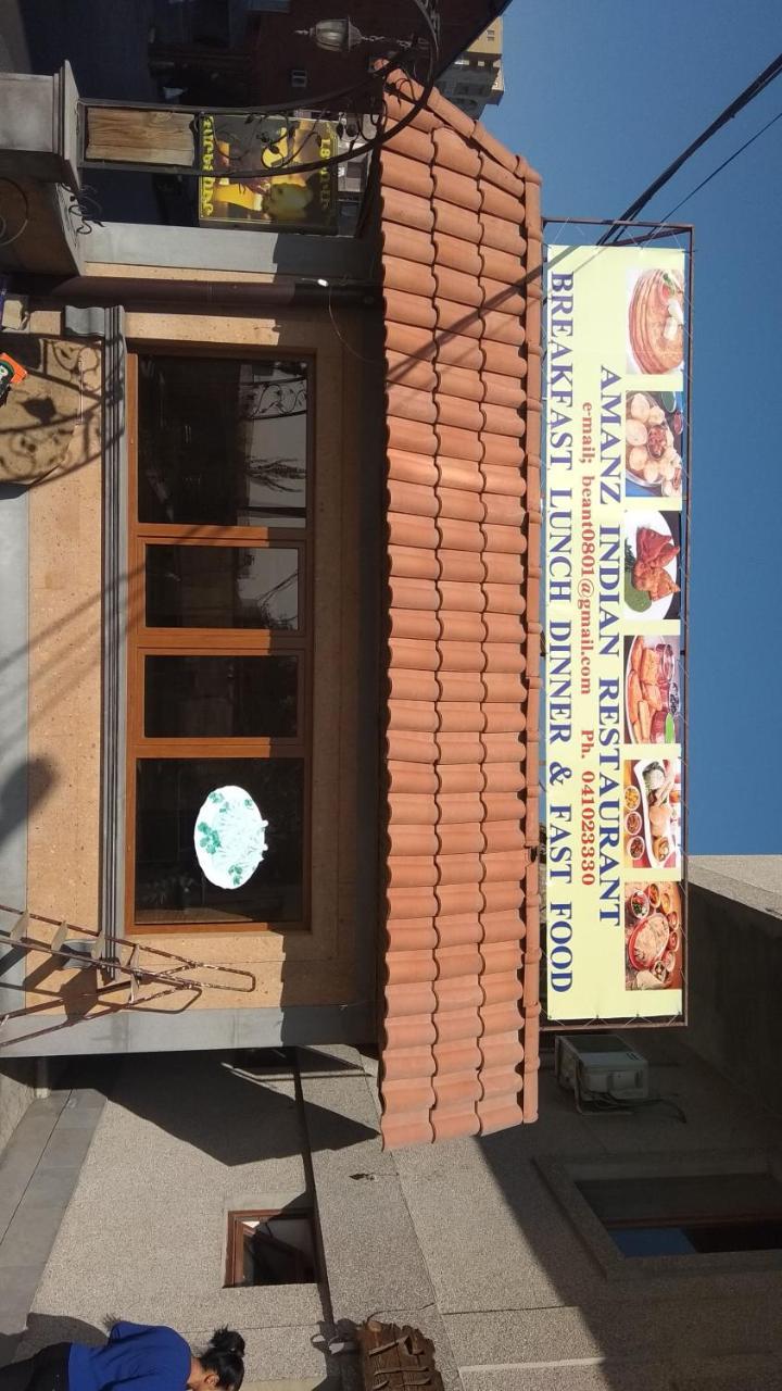 Amanz Hostel And Restaurant Erevan Exterior foto